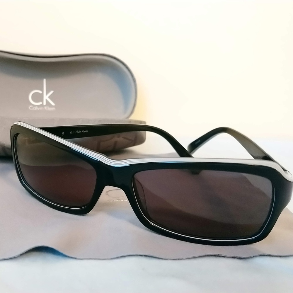 Calvin Klein CK40855 Sunglasses